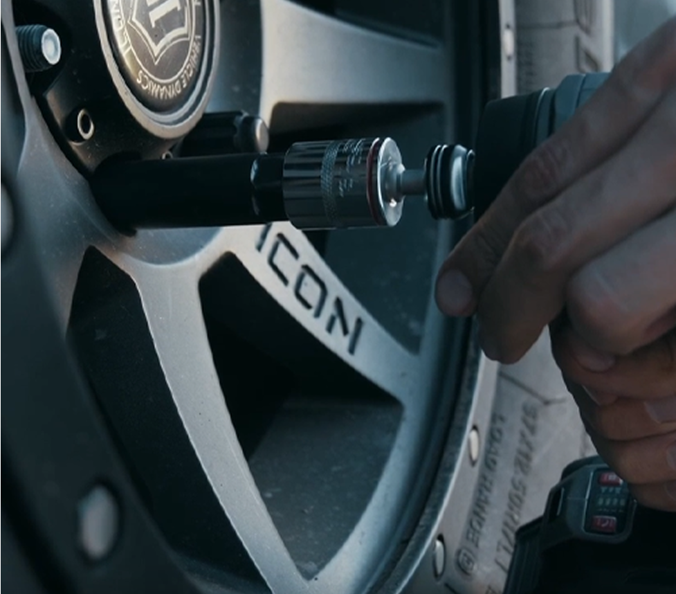 Precision Speed Control & Quick-Release Hex Chuck